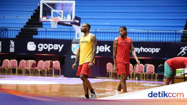 Hangtuah Rekrut Shabazz Muhammad dan Devin Davis