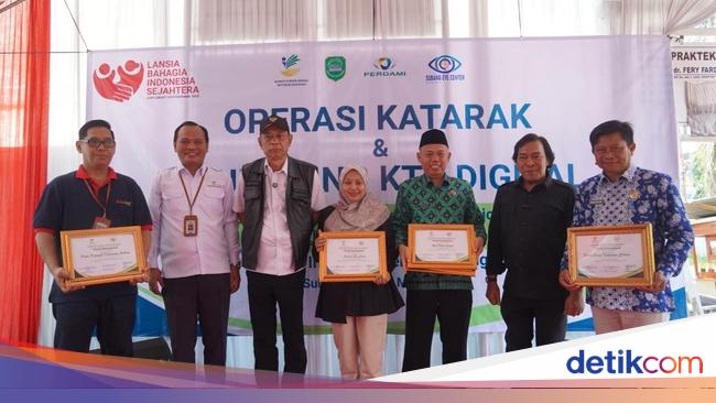 Peringati Hari Lansia Nasional, Kemensos Gelar Kegiatan Sosial di Subang