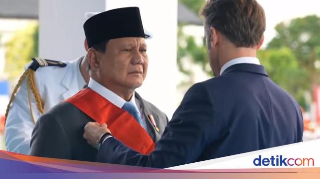 Prabowo Terima Penghargaan Grand Croix de la Legion d'Honneur dari Macron