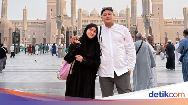 Cerita Ryana Dea Terpisah dengan Suami di Arafah dan Muzdalifah