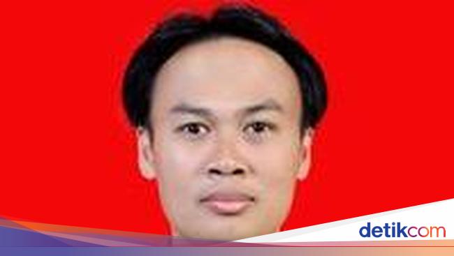 Implementasi Pendidikan Dasar Gratis