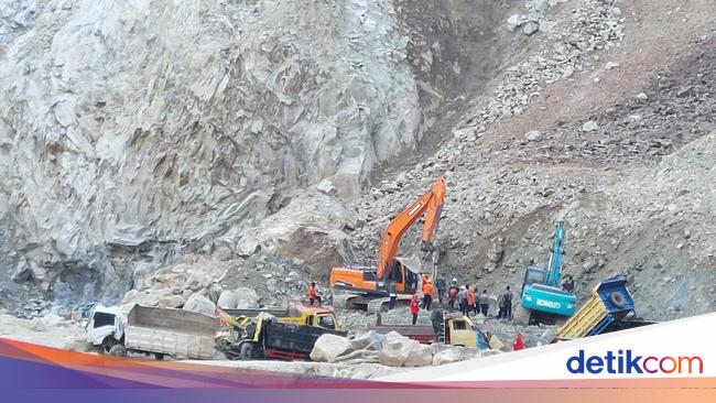 Masih Ada 11 Korban Tertimbun Longsoran Maut di Gunung Kuda Cirebon