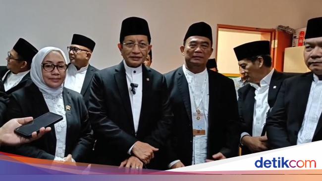 Tiba di Saudi, Menag Ungkap Prabowo Apresiasi Kerja Solid Petugas Haji