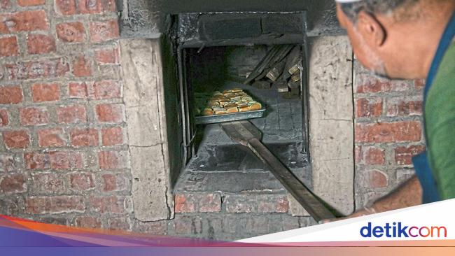 Toko Roti Rumahan Sejak 1949 Masih Bertahan hingga Generasi Ketiga