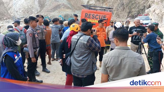 Kemensos Siapkan Santunan hingga Dapur Umum untuk Korban Longsor Cirebon