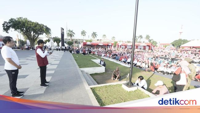 Mensos Bacakan Puisi 'Lansia Bahagia, Indonesia Sejahtera' di Hari Lansia