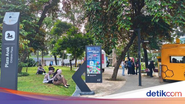 Viral di Taman Literasi: Sekadar Bersantai hingga Bawa Pesan Sosial