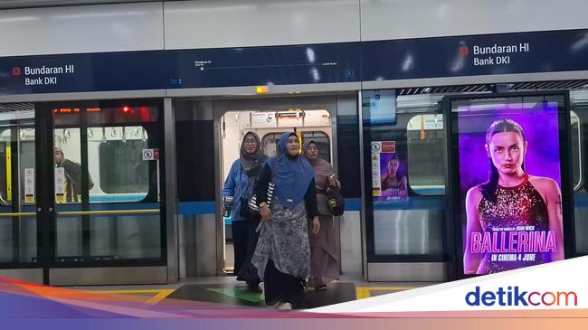 Emak-emak Bekasi Pertama Kali Jajal MRT: Kirain Buat Orang Kantoran Aja