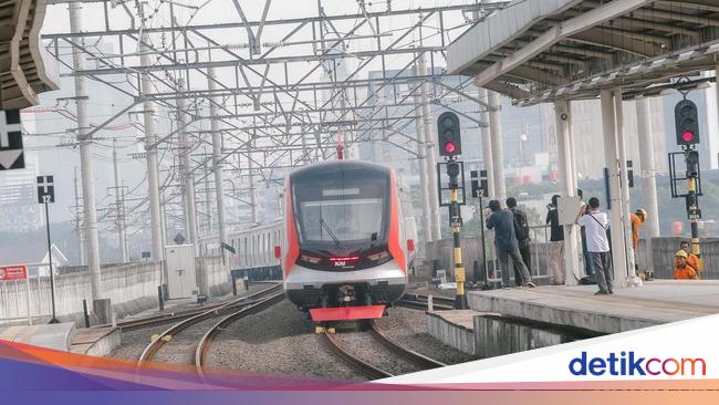 Mengintip Fitur-fitur Baru yang Ada di KRL Made in China