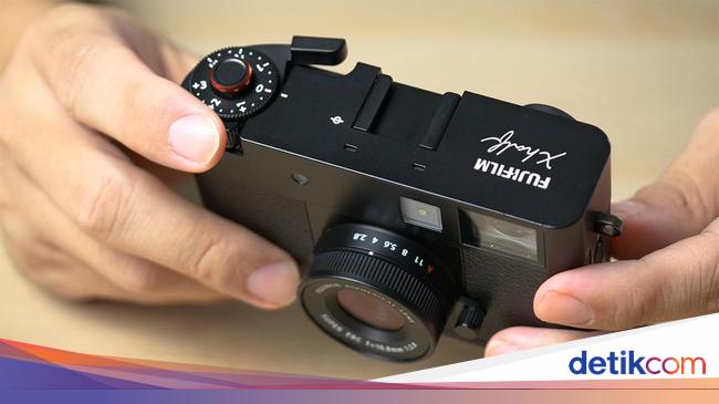 Review Fujifilm X Half, Kamera Unik Berorientasi Vertikal