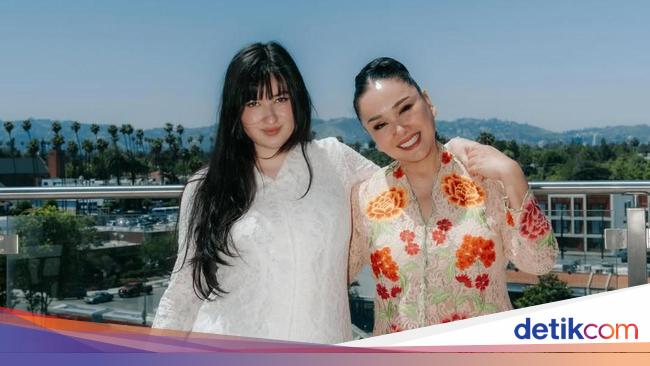 Titi DJ Ungkap Rencana Resepsi Intimate Stephanie Poetri di Indonesia