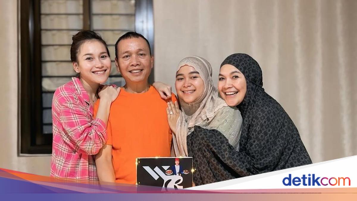 Ayah Rojak Ultah, Ayu Ting Ting Janji Bikin Bahagia Terus
