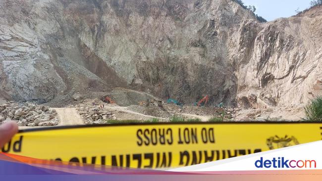 Pencarian Korban Longsor Gunung Kuda Cirebon Disetop gegara Tebing Bergeser