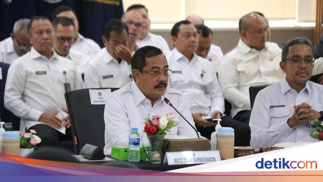 Menteri Agus ke Jajaran: Kalau Tak Mampu Berprestasi, Jangan Buat Masalah!