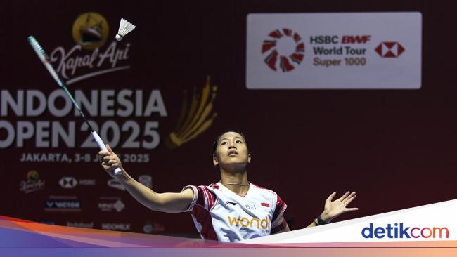 Putri KW Melaju ke Babak 16 Besar Indonesia Open 2025