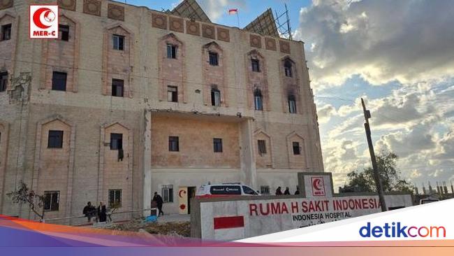 RI Berduka Direktur RS Indonesia di Gaza dan Keluarga Tewas Dibunuh Israel