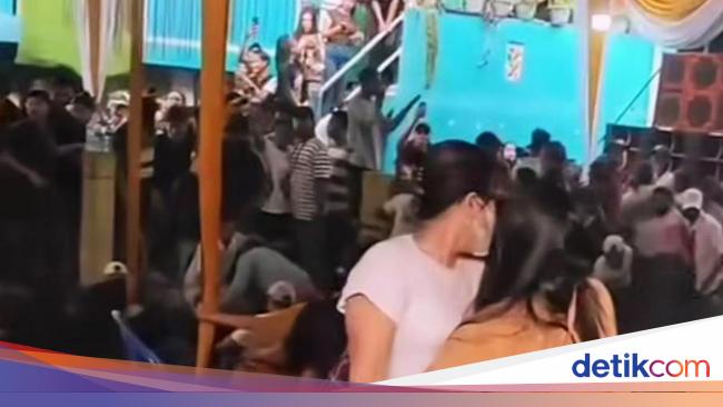 Viral Panggung Musik DJ di Palembang Roboh, Pemilik Hajatan Diperiksa