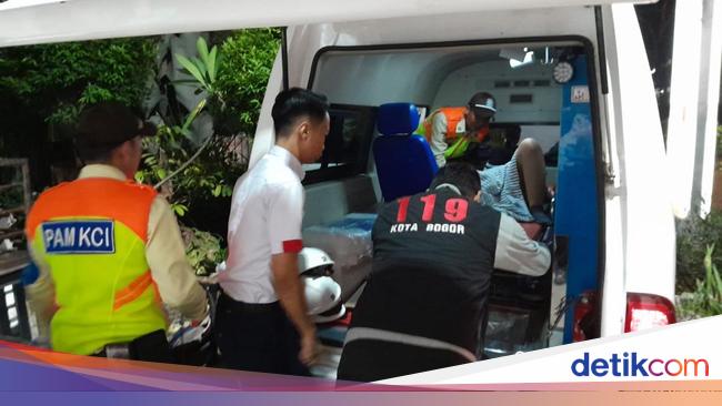 Heboh Wanita Melahirkan Sendiri di Toilet Stasiun Bogor, Langsung Dibawa ke RS