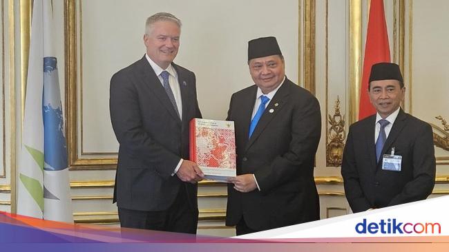 Airlangga Serahkan Initial Memorandum, RI Siap Jadi Anggota OECD