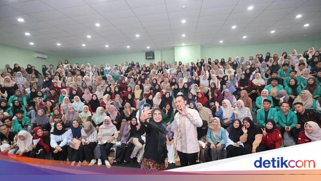 Beri Kuliah di UIN Ponorogo, Ibas: Kalian Harus Jadi Generasi yang Harmoni