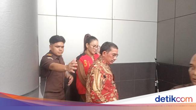Sidang Wanprestasi Rp 100 M Nikita Mirzani Vs Reza Gladys Ditunda Lagi