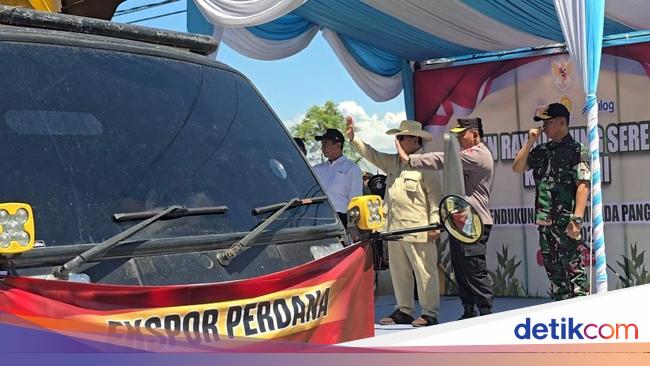 Perdana, Prabowo Lepas Ekspor 1.200 Ton Jagung ke Malaysia