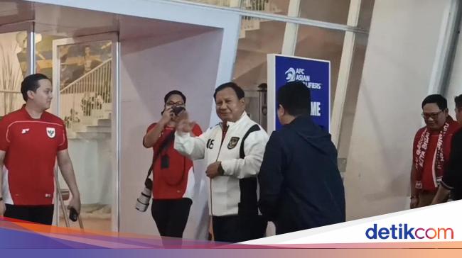 Prabowo Nonton Langsung Laga Timnas Indonesia Vs China di GBK