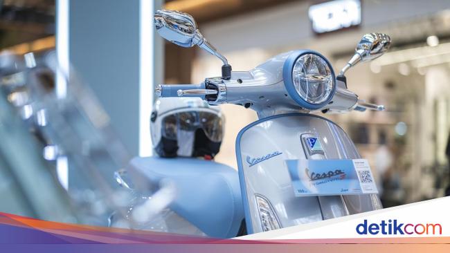 Rayakan Usia 79 Tahun, Vespa Segarkan Warna Primavera hingga Sprint