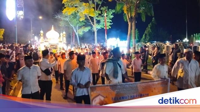 Dari Pekanbaru hingga Inhu, Begini Potret Pawai Obor di Riau