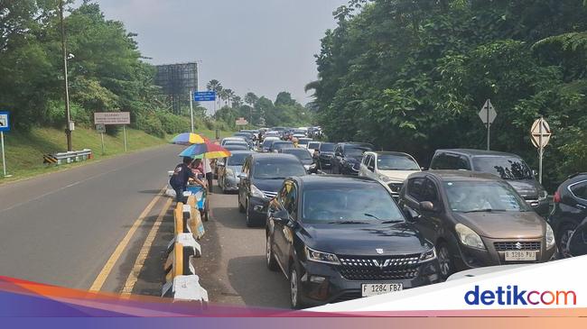 Libur Hari Raya Idul Adha, Lalin Puncak Bogor Mulai Ramai Siang Ini