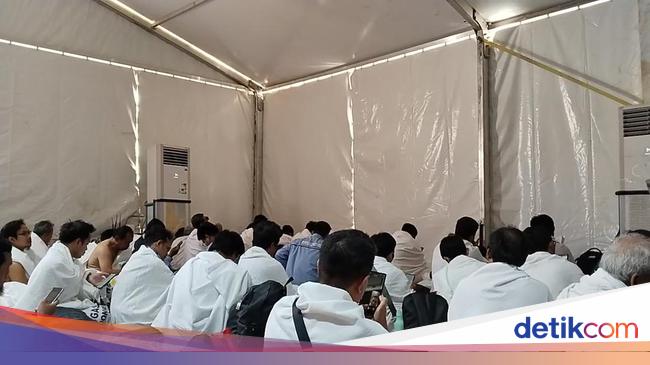 Tanpa Mabit, Ini Panduan Ibadah Jemaah Haji RI yang Wukuf di Tenda Kerajaan