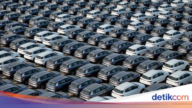 Beli Mobil Bekas 0 Kilometer, Untung atau Buntung?