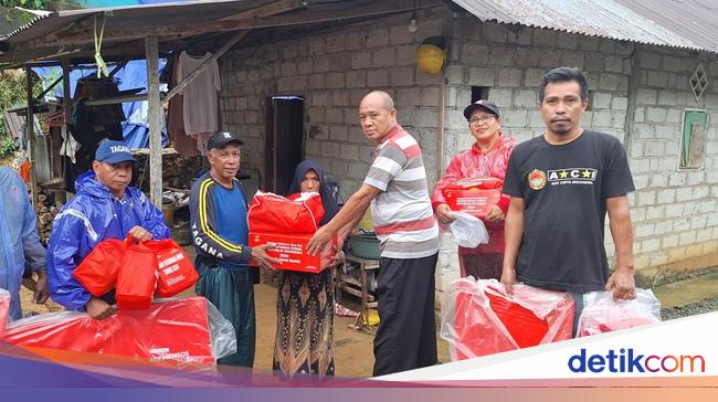 Kemensos Kirim Bantuan Logistik untuk Korban Tanah Longsor di Kota Ambon