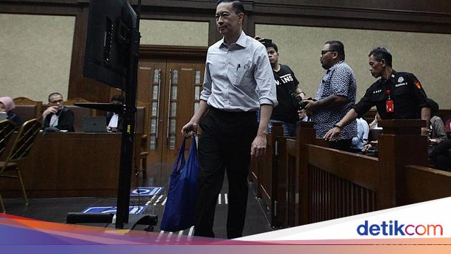 Bakal Bebas Hari Ini, Tom Lembong Mulai Kemasi Barang di Rutan