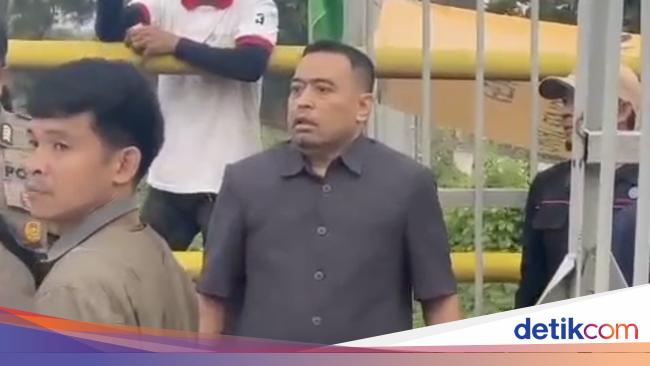 Anggota DPRD Cilegon Tabrak Pendemo Dilaporkan ke Polisi