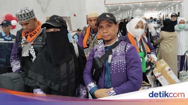 Jelang Pulang, Jemaah Berterima Kasih Dapat Layanan Baik Saat Biaya Haji Turun
