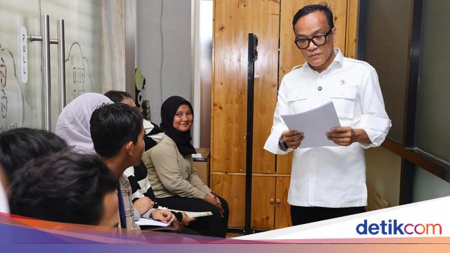 Wamenaker Sidak Perusahaan Terkait Penahanan Ijazah Pekerja
