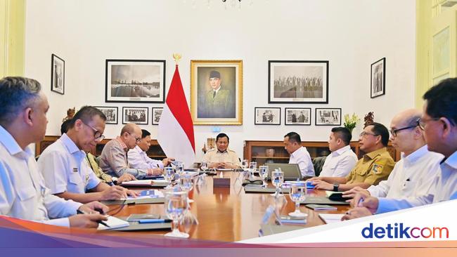 Prabowo Pimpin Ratas Pembentukan Giant Sea Wall di Sepanjang Pulau Jawa