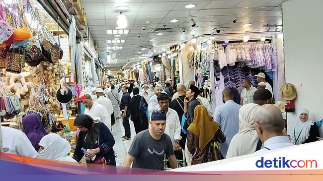Ibadah Haji Selesai, Jemaah RI Kini Sibuk Berburu Oleh-oleh