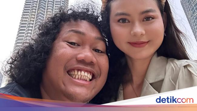 Menangis, Cesen Cerita Kado Ultah Paling Berkesan dari Marshel Widianto