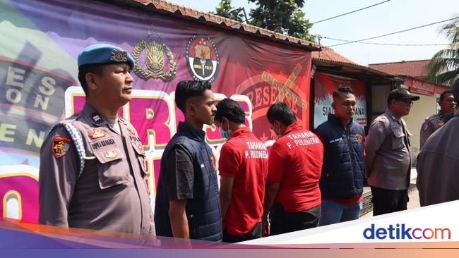 Bapak dan Anak di Cilegon Nekat Tusuk Warga gegara Cekcok Proyek Pemagaran