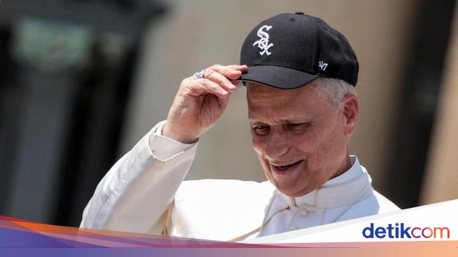 Gaya Santai Paus Leo XIV Pakai Topi Bisbol saat Sapa Umat di Vatikan