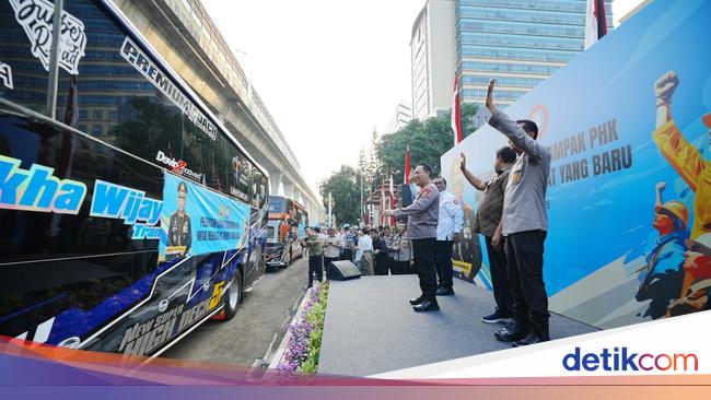 Kapolri Lepas 700 Buruh Terdampak PHK Kembali Bekerja, Dorong Pertumbuhan Ekonomi