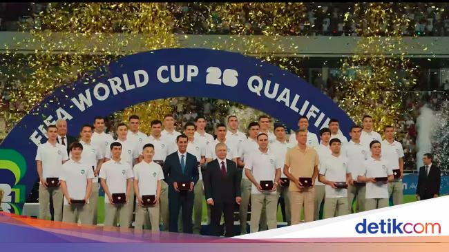 Uzbekistan Football: World Cup & Presidential Gift