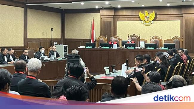 Ahli Sidang Hasto Ungkap Komunikasi dalam Kasus Korupsi Penuh Teka-teki