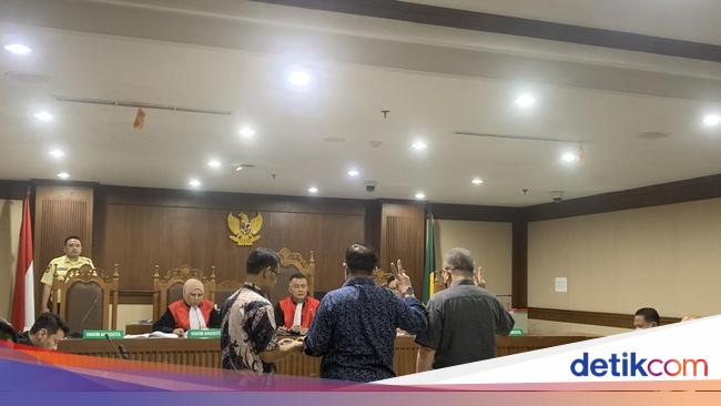 2 Hakim Pembebas Ronald Tannur Jadi Saksi di Sidang Eks Ketua PN Surabaya