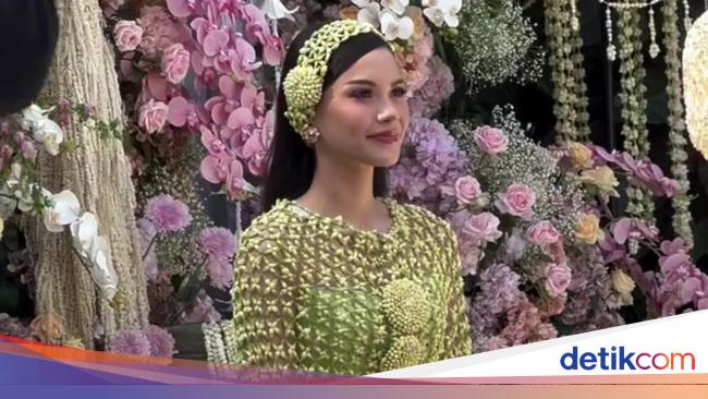 Pesona Alyssa Daguise Jalani Prosesi Siraman dengan Adat Sunda
