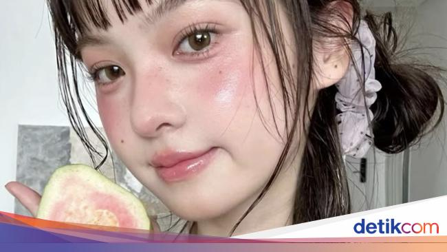 Tren Kecantikan 'Guava Girl', Ketika Warna Coral Seperti Jambu Mendominasi