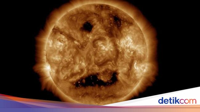 'Mulut' Matahari Semburkan Panas ke Arah Bumi
