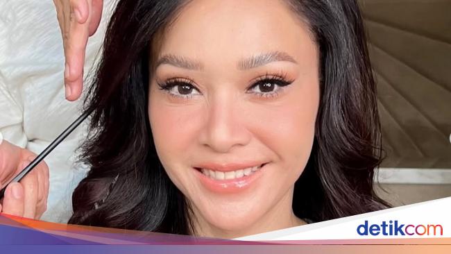 Maia Estianty Test Makeup Pernikahan Al Ghazali-Alyssa, Hasilnya Memukau